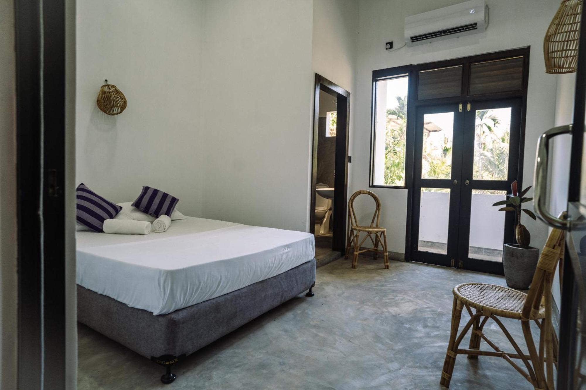 Chill Vibes Hiriketiya Hostel ดิคเวลลา ภายนอก รูปภาพ