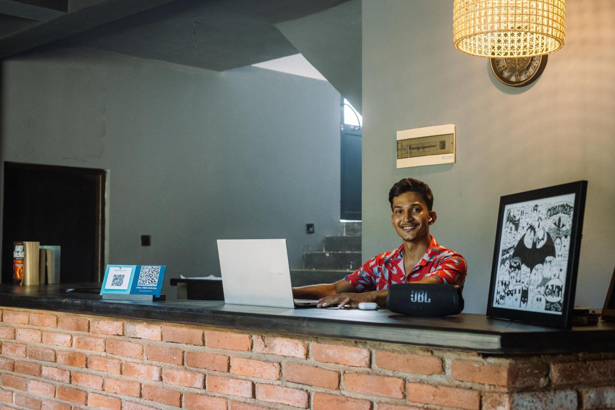 Chill Vibes Hiriketiya Hostel ดิคเวลลา ภายนอก รูปภาพ